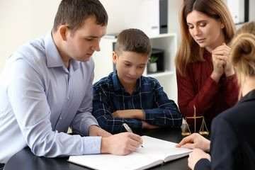 How to Choose the Right Family Attorney for Your Case