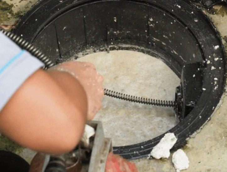Why Your Restaurant Needs Expert Grease Interceptor Cleaning: A Complete Guide