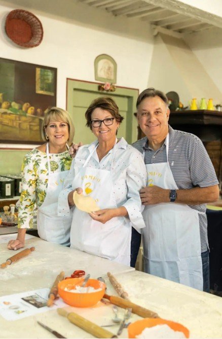 How to Decide Between Amalfi Package Tours and Lake Como Vacation Packages for Your Next Italian Escape How to Decide Between Amalfi Package Tours and Lake Como Vacation Packages for Your Next Italian Escape